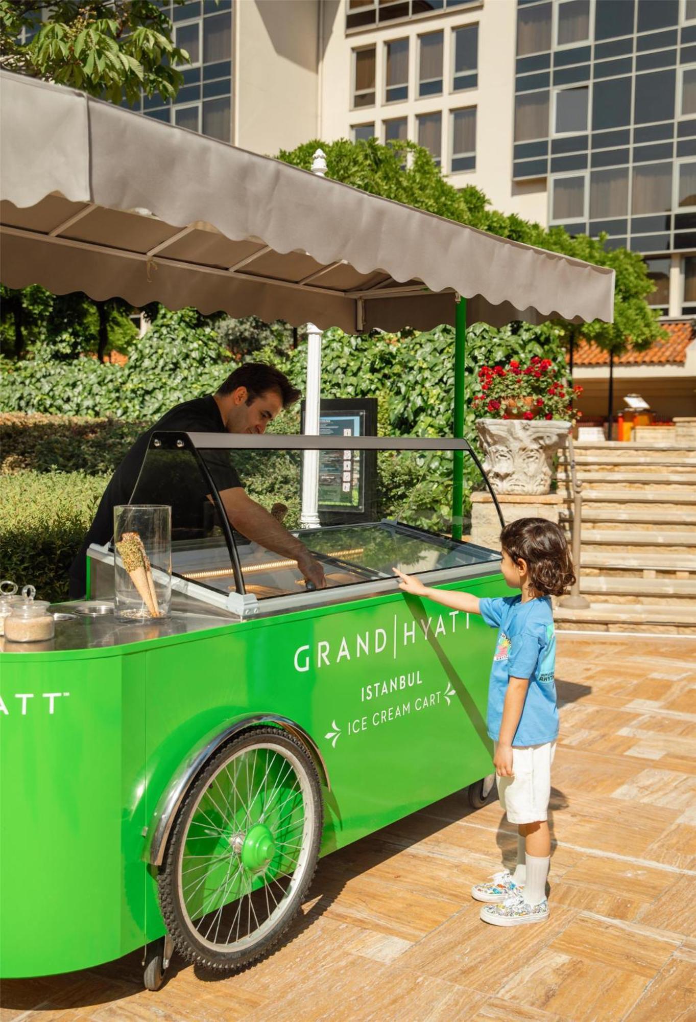 Hotel Grand Hyatt